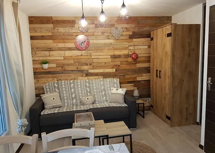 Bel Apt 4 Pers Dernier Etage Balcon Vue Montagne