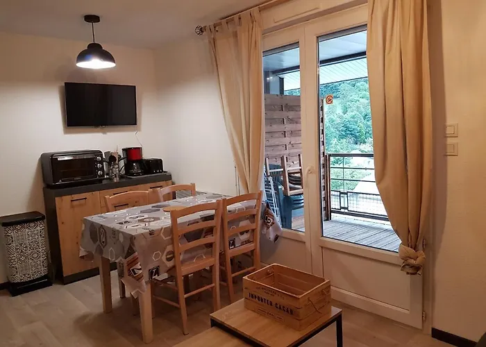 Bel Apt 4 Pers Dernier Etage Balcon Vue Montagne